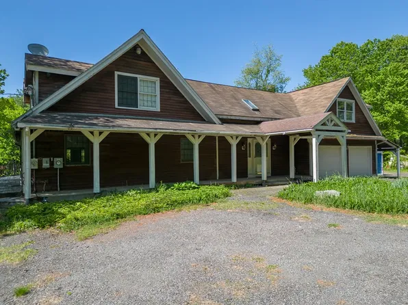 253 Highland St, Lunenburg, MA 01462