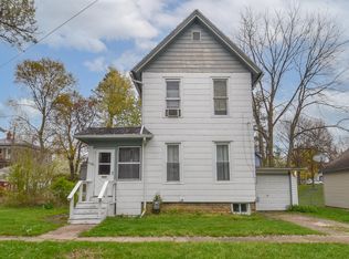 1115 Perry St, Albion, MI 49224