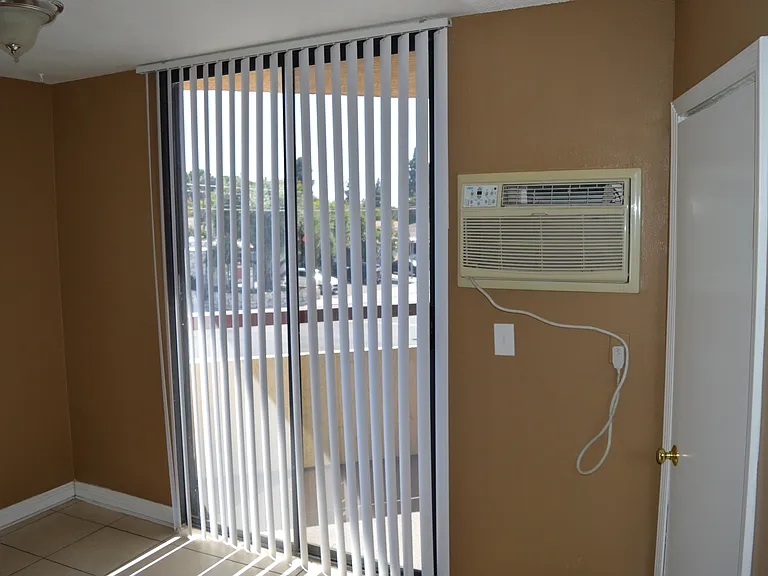 819 Washington St #1 — Photo 10