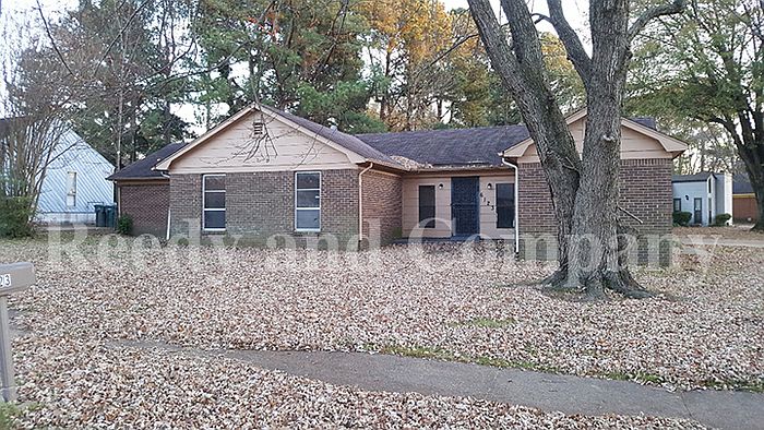 1st image of 6123 Chinaberry Dr