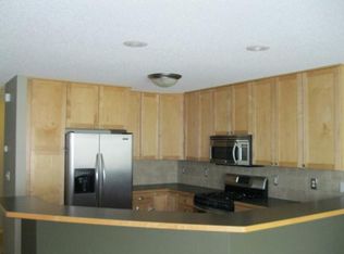 7678 Ponds Edge Path, Savage, MN 55378