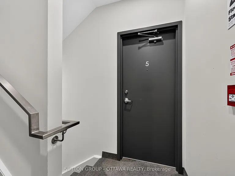 250 Ferland St #5 — Photo 5