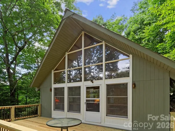 119 Foxden Rd, Mars Hill, NC 28754