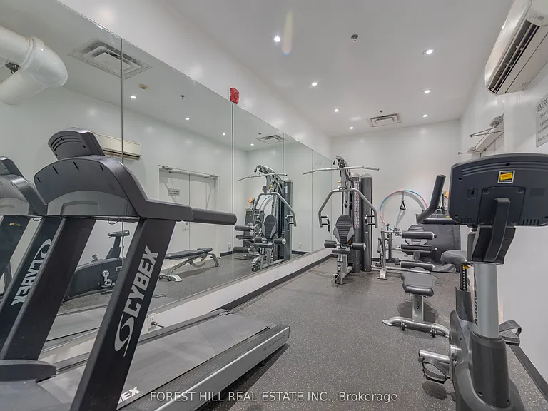 291 Avenue Rd #507 — Photo 28