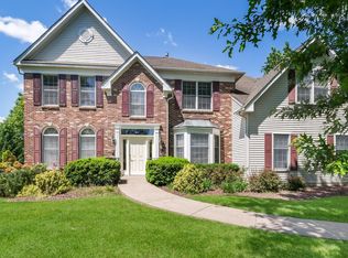 5 Dover Pl, Holland, PA 18966