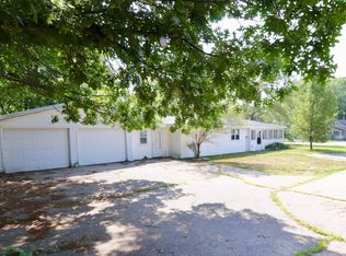 1657 36th St SW, Wyoming, MI 49519