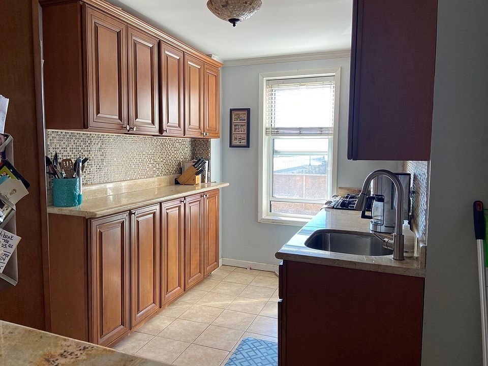 2nd image of 125 Beach 124 St #2H