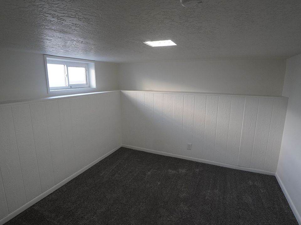 Building Photo 5