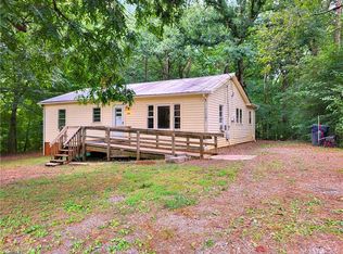 109 Mayfair Rd, Lexington, NC 27292