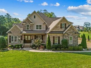 8000 Honkers Hollow Dr, Stokesdale, NC 27357