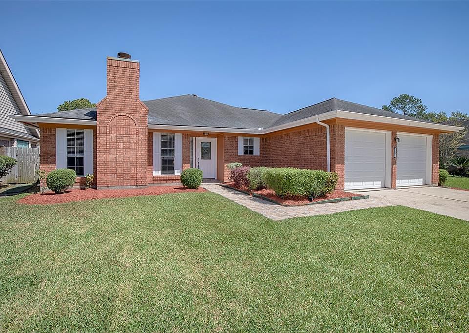 1st image of 4031 Lotus Dr