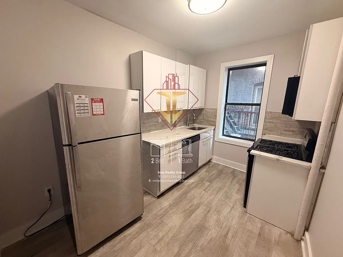 Building Photo - 5307 Palisade Ave #A06