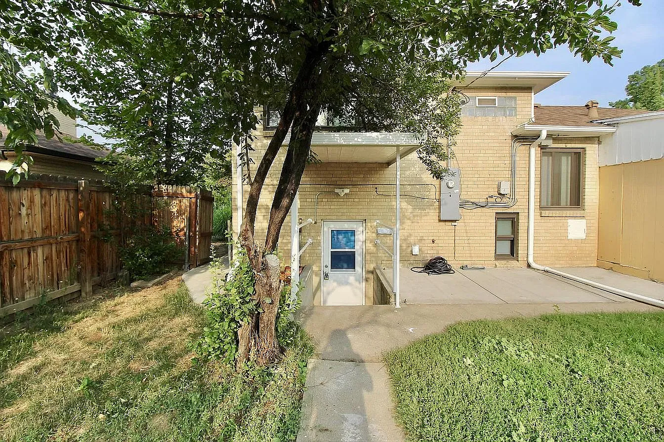 Charming 2-Bed 1-Bath Duplex Retreat in Aurora Cozy Living at 2029 Kenton St, Unit B! — Photo 3