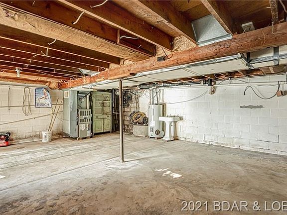 5th image of 152 Chimney Cove Cir