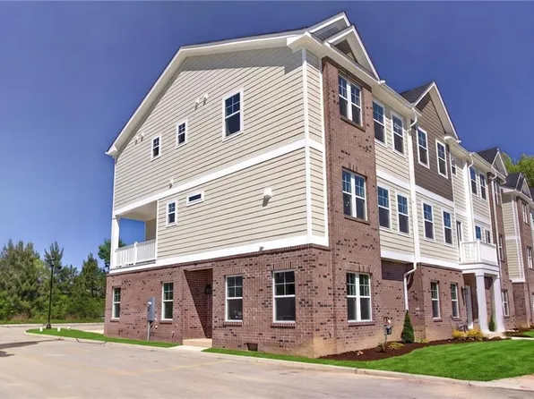 615 Commonwealth Dr, Yorktown, VA 23693