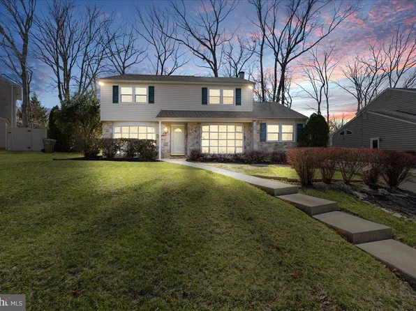 3206 E Bruce Dr, Dresher, PA 19025