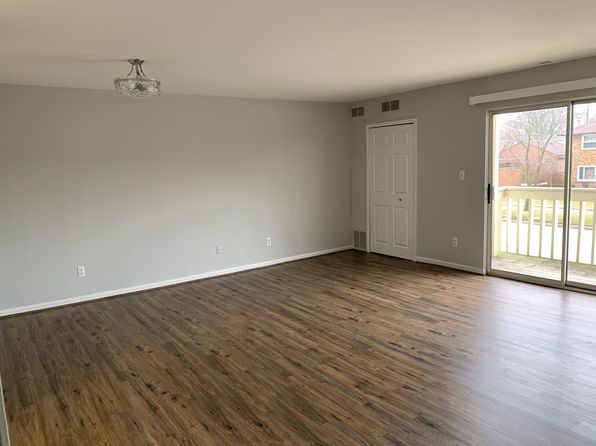 1749 Oak St APT 26