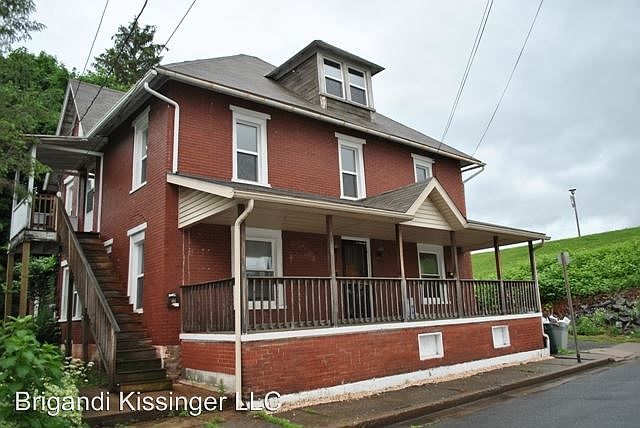 2nd image of 115 Mill St #3046679