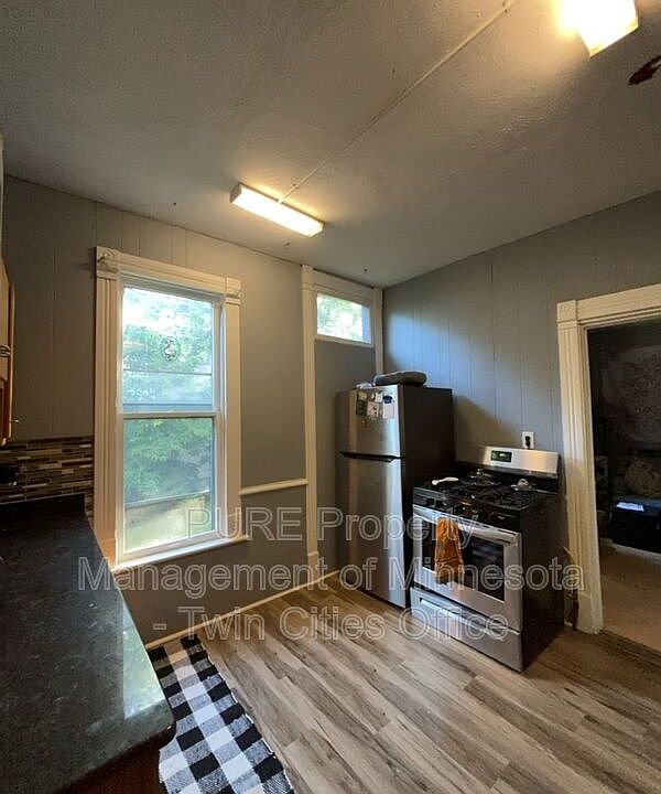 1st image of 516 5th Ave SE