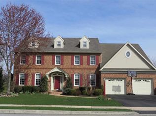 370 Vesper Rd, Hershey, PA 17033