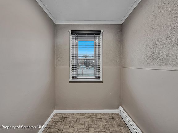 2nd image of 413 17th Ave