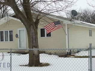 704 E 14th St, South Sioux City, NE 68776