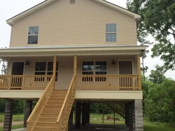846 Old Ponchatoula Hwy #B, Madisonville, LA 70447