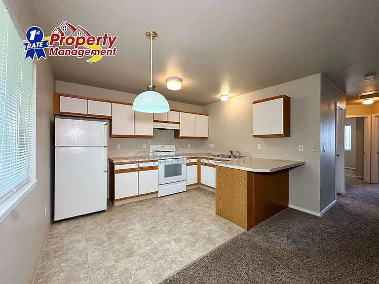 4721 W Pasadena Ln #201 — Photo 7