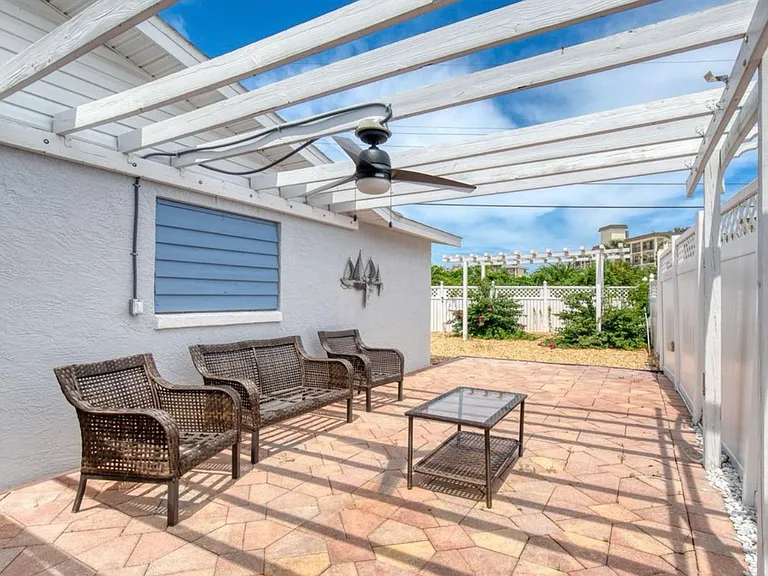 7 San Jose Cir — Photo 26