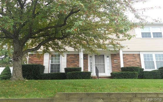 1st image of 20827 E Glen Haven Cir