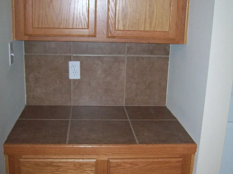 26043 Wimbledon Ave — Photo 12