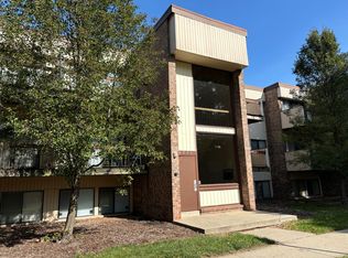 6231 Lincolnshire Ct SE APT 13, Grand Rapids, MI 49546