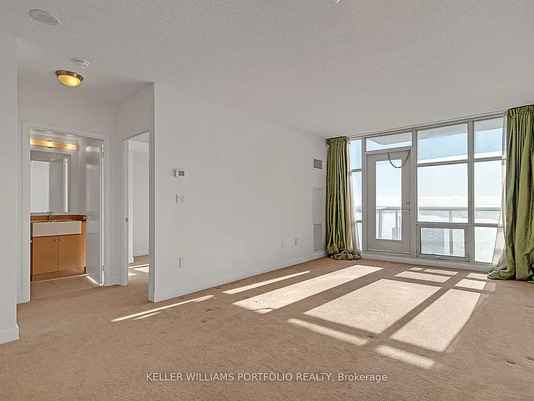 10 Navy Wharf Ct #2910 — Photo 12