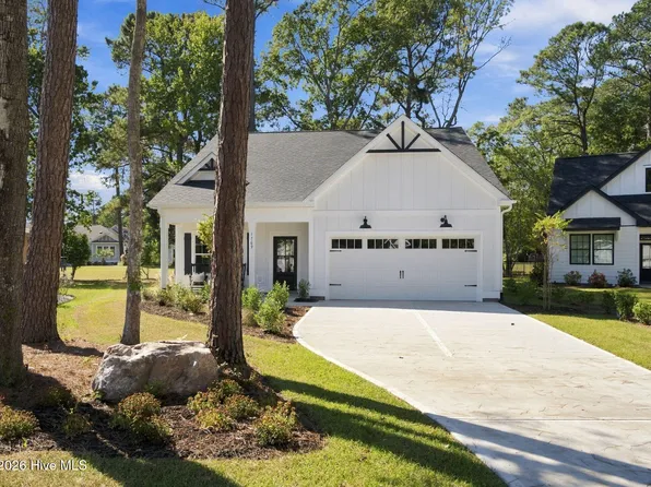 1769 Oakbrook Drive SW, Ocean Isle Beach, NC 28469