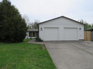 8110 SW Thorn St, Tigard, OR 97223