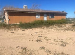 6858 Lindero St, Phelan, CA 92371