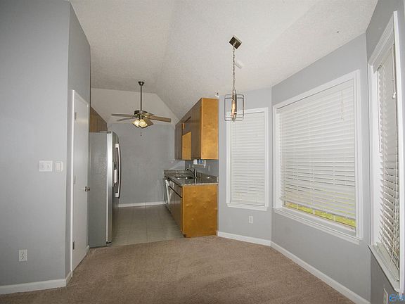 5th image of 215 Cypress Creek Dr
