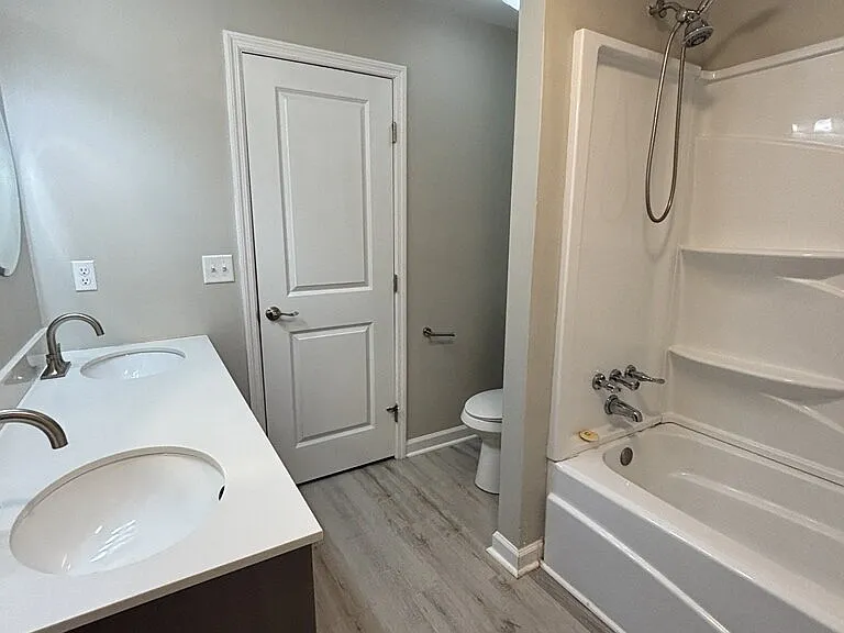 8483 Yadkin Cir #D — Photo 25
