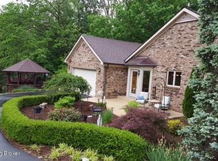 3516 Mount Rainier Dr, Hills And Dales, KY 40241