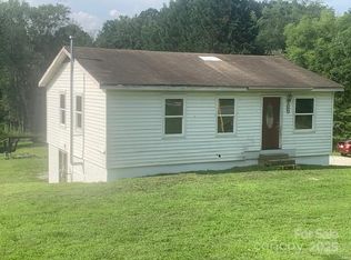 286 Berkeley Rd, Hendersonville, NC 28792