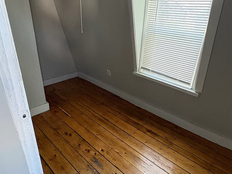 33 Pope St #3 — Photo 5