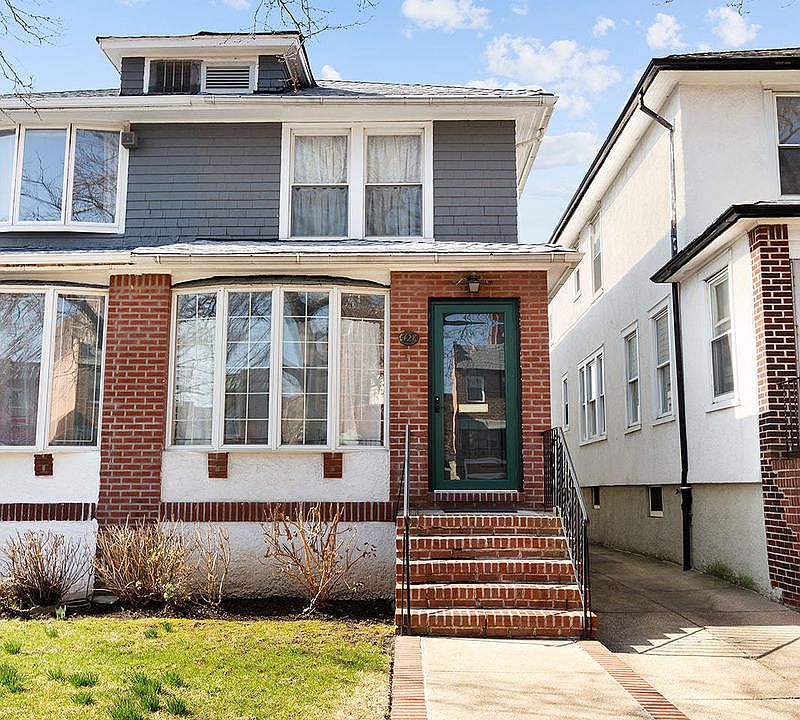 1st image of 428 Marine Ave