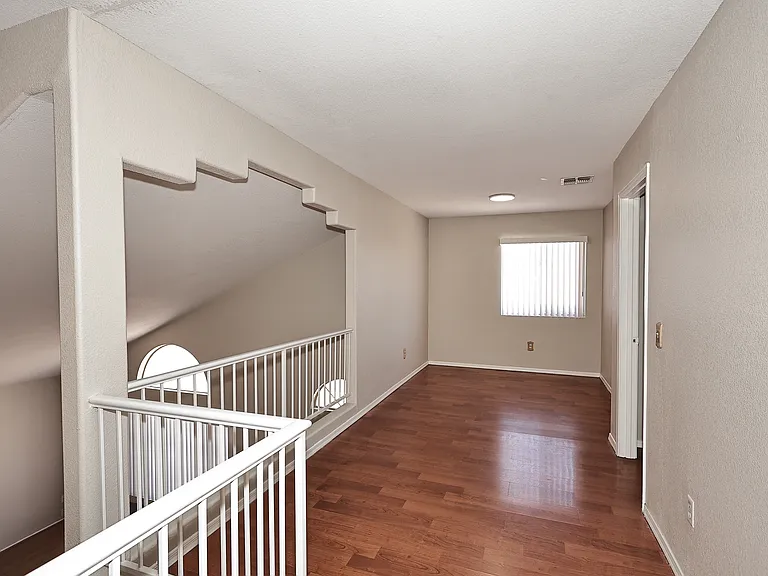 8935 W Windsor Ave — Photo 20