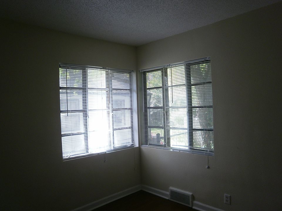 Front Bedroom