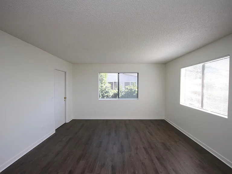 1310 E Acacia Ave #205 — Photo 12