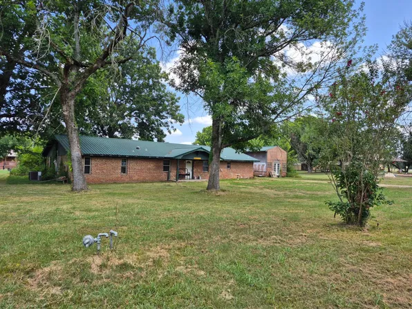 8 N Chickasaw St, Garvin, OK 74736