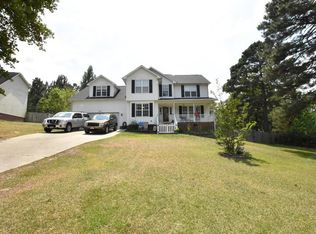 279 Yorkshire Dr, Cameron, NC 28326