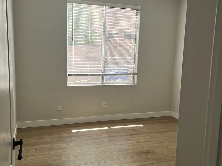 1383 W Spruce Dr — Photo 18