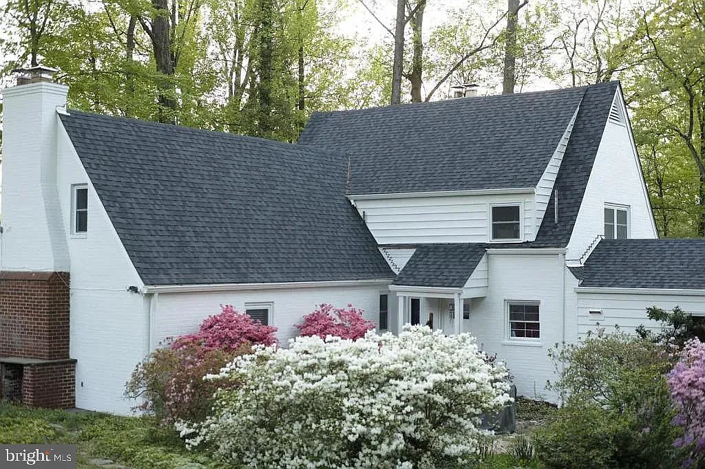 4 bed, 3.5 bath, 3000 sqft, $4,450 — Photo 1