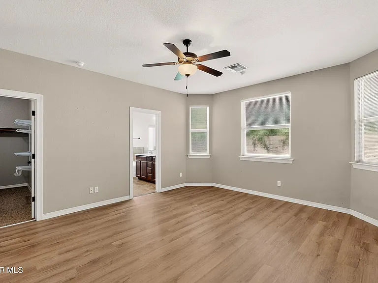 4921 Adrian Campos St — Photo 22